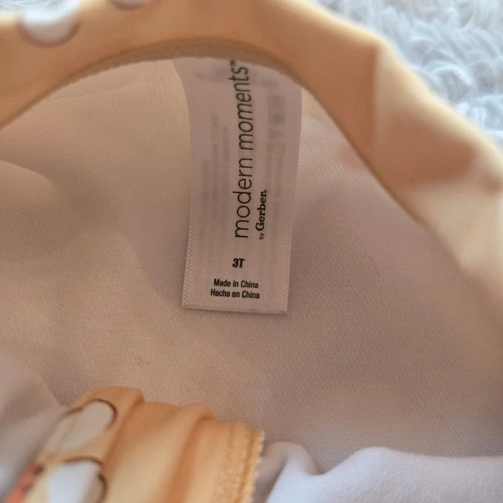 Modern Moments by Gerber Girls Mustard Yellow Daisy Long Sleeve Swimsuit‎ 3T